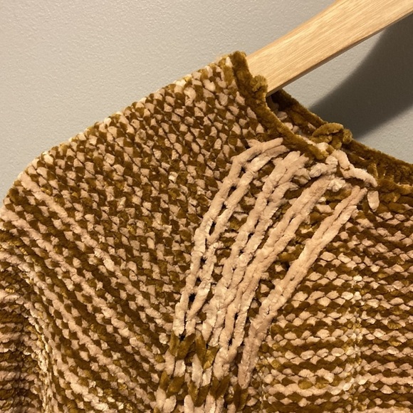 𝅺ANTHROPOLOGIE Chenille Sweater - Picture 3 of 5